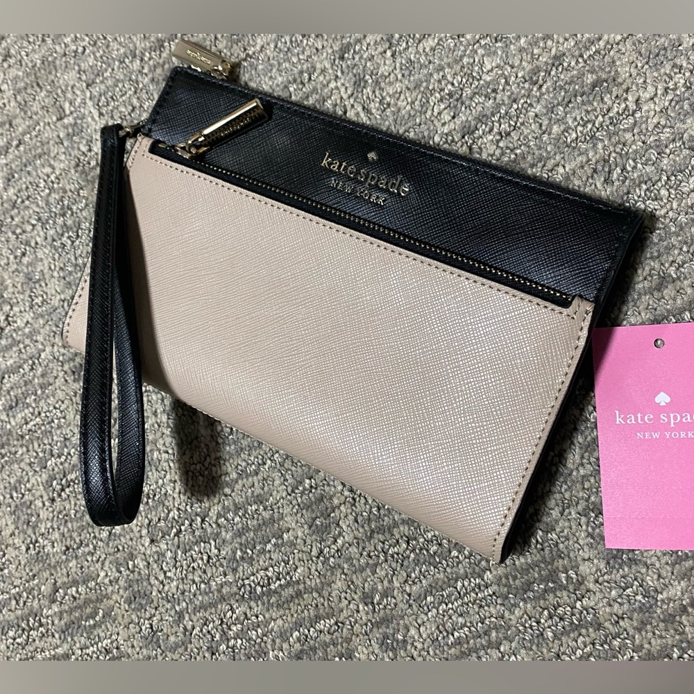 Kate spade wristlet